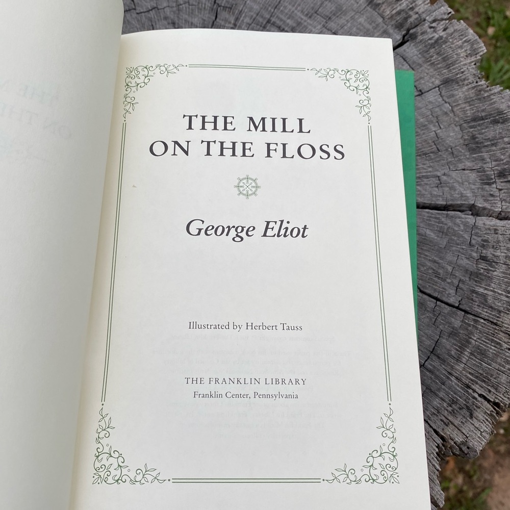 Set of 4 books. - Picture 8 of 9